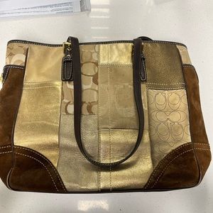 Fairly new purse! Great condition